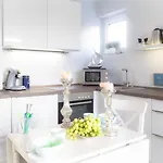 Th_ H_Str_3 App_ 30 Kaisers Home
